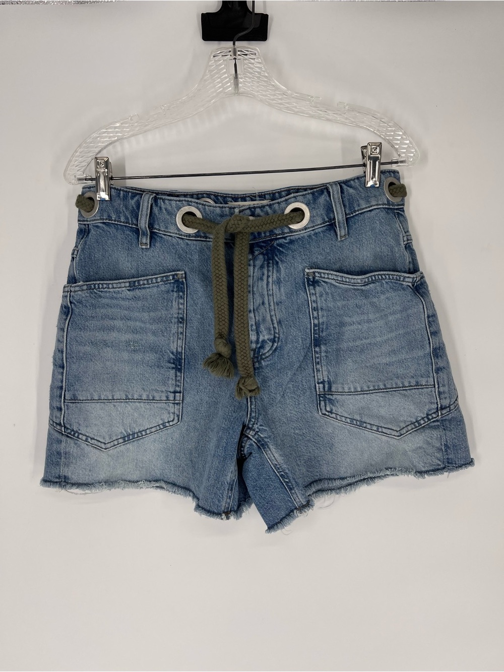 We The Free Moxie Barrel Light Blue Distressed Fray Belted Denim Cutoff Shorts